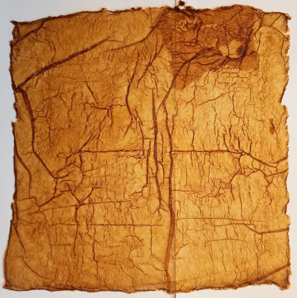 Aus Servietten handgemachtes Papier im Vintage-Look